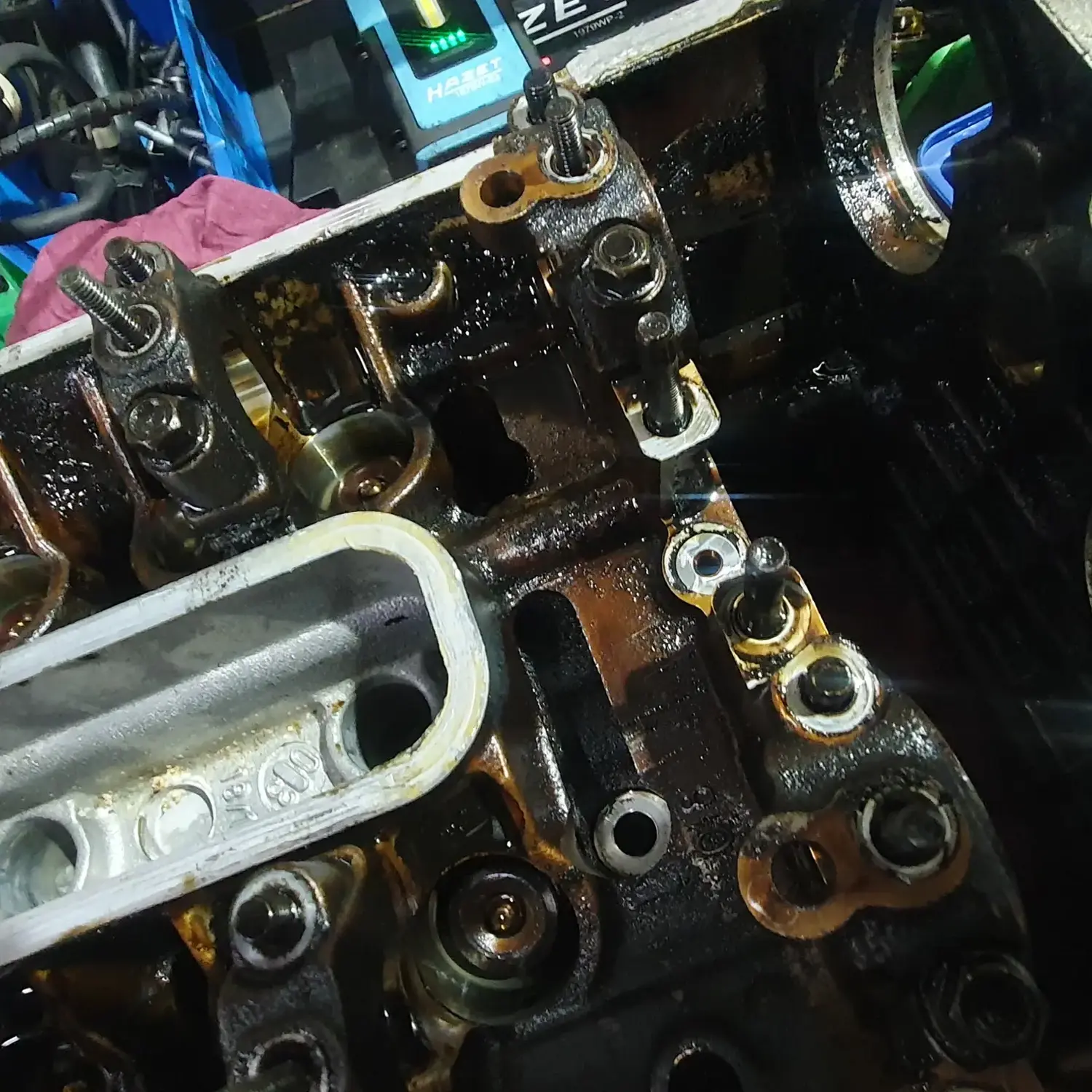Teilereinigung durch Fahrzeug- und Motorentechnik Vaas GmbH