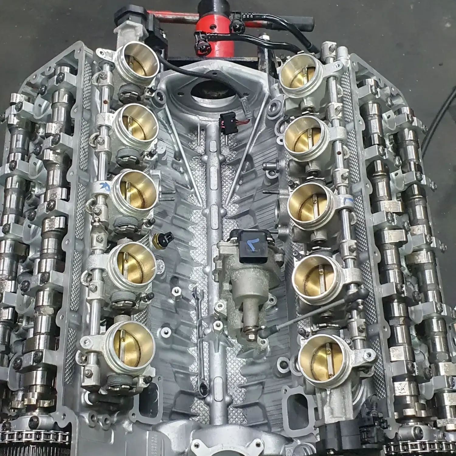 Teilereinigung durch Fahrzeug- und Motorentechnik Vaas GmbH