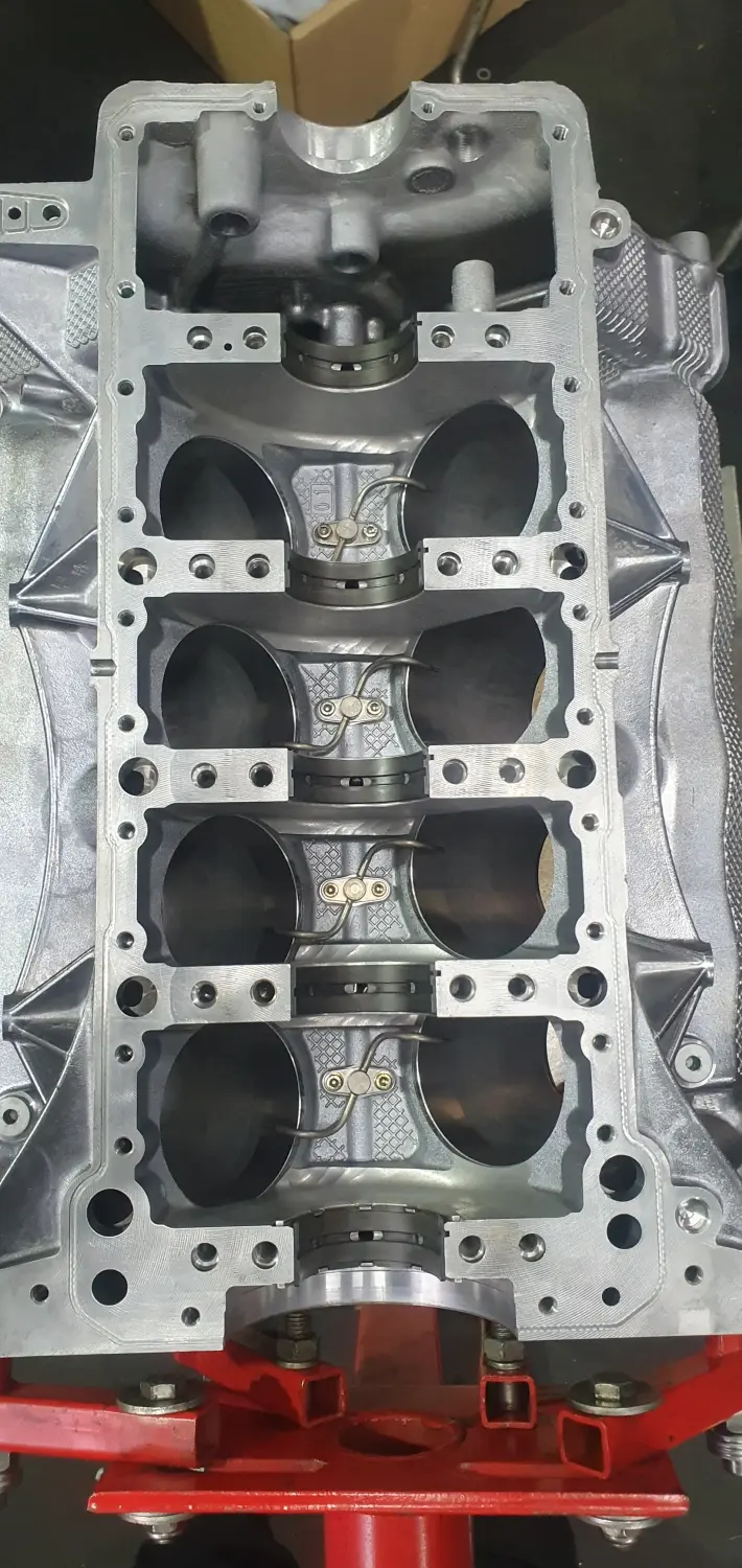 Revision eines Motors durch Fahrzeug- und Motorentechnik Vaas GmbH